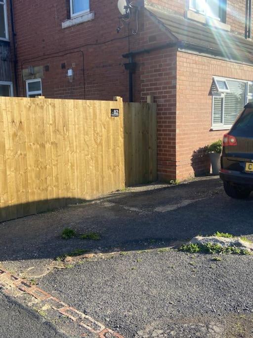 Spacious One Bedroom Ground Floor Apartment Harrogate Esterno foto
